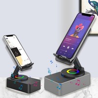 Soporte para Teléfono y Tablet de Escritorio, Rotación de 360°, Altavoz Inalámbrico 3 en 1, Batería de 1200mAh-2000mAh, Diseño de Plástico, Salida de 5-10W