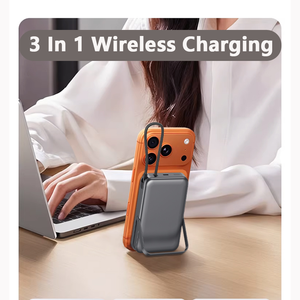 พาวเวอร์แบงค์คุณภาพสูง 20000mAh 15 วัตต์ ชาร์จไร้สาย สายในตัว พร้อมขาตั้งโทรศัพท์ - Product Image 2
