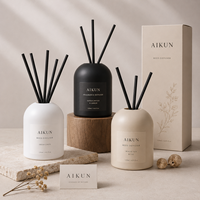 Diffuseur de parfum en céramique personnalisé Aikun, ensemble de diffuseurs à bâtonnets en rotin pour hôtel, spa et décoration de chambre, marque privée