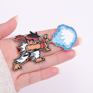 En gros, épingles en métal, épingles en émail souple, breloques, souvenirs et cadeaux sur le thème de l'anime et des jeux japonais, pour vêtements, en stock en gros à prix abordable - Product Image 6
