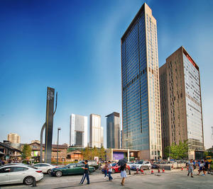 Brandnewsign ห้างสรรพสินค้ากลางแจ้งป้ายยืนนำทางป้ายไฟ LED มีทิศทางป้ายไฟเสา - Product Image 4