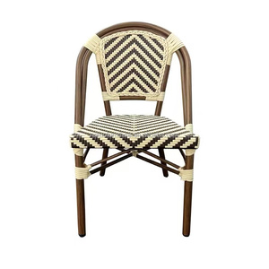 Set di Sedie e Tavolo da Bistrot Parigino in Vimini, Arredamento per Ristoranti, Bar e Caffetterie all'Aperto, Vendita Calda in Francia - Product Image 6