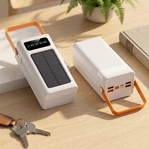 Banco de Energía <span class=keywords><strong>Solar</strong></span> de Alta Capacidad de 30000 mAh, 4 Puertos de Salida USB, Pantalla Digital, Cargador Portátil, Batería <span class=keywords><strong>Externa</strong></span> para Camping - Product Image 3