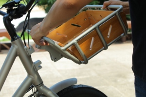 Vélo électrique cargo familial à deux roues, à cadre long, avec panier, pneus larges, moteur 500W, style urbain - Product Image 2