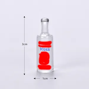 Sıcak satış telefon kılıfı anahtarlık aksesuarları 3d yapay alkol votka şişesi tasarım reçine cabochon takılar