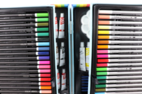 Ensemble d'Articles d'Art: Crayons de Couleur à Pointe, Pastels à l'Huile Jumbo, Boîte de Dessin et Coloriage