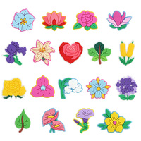 Nouveaux charms pour chaussures en caoutchouc PVC, motifs floraux, accessoires de décoration de chaussures détachables, charms personnalisés pour sabots, vente en gros