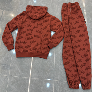 Tuta Sportiva Personalizzata con Logo Stampato su Tutta la Superficie, Set Due Pezzi con Felpa e Pantaloni, <span class=keywords><strong>Abbigliamento</strong></span> Streetwear Rust, Fornitori e Produttori di <span class=keywords><strong>Abbigliamento</strong></span> - Product Image 2