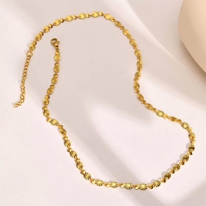 Collier ras du cou simple en acier inoxydable plaqué or 18 carats avec chaîne ovale estampillée pour fille, bijoux de mode quotidiens - Product Image 3