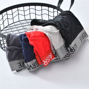 <b>Men's</b> Comfortable Cotton Briefs with Non-Stuck Breathable Knitted Fabric Three Dimensional Waist Logo Design - Product Image 1