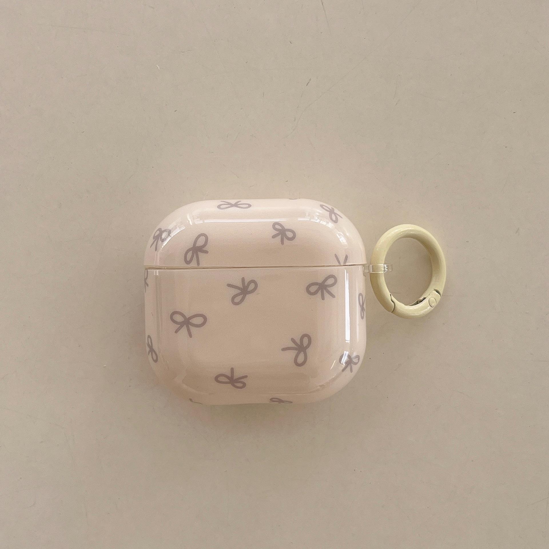 แหวนสีเบจ