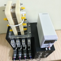 Machine d'électrodialyse à l'échelle du laboratoire / Équipement expérimental de dessalement et de concentration