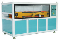 Automatisation Plastique PP PE recyclé et poudre de balle de riz en bois recyclé Profil de terrasse WPC faisant la machine d'extrudeuse