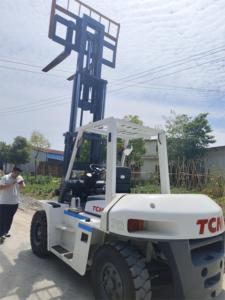 Buen Condicional Usado TCM 7 Ton 3 etapas carretilla elevadora a bajo precio Isuzu Power Delivery Disponible - Product Image 5