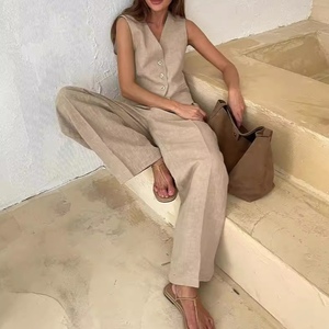 ชุดเสื้อกั๊กแขนกุดและกางเกงลำลองเอวต่ำ2ชิ้นสีล้วนแฟชั่น - Product Image 2