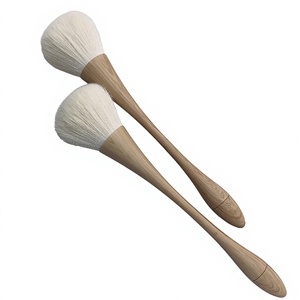 Brosse de nettoyage de poussière pour ongles double face, manche long en plastique, poils doux, brosse pour enlever la poudre de manucure pour salon de manucure - Product Image 2