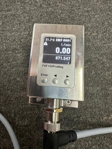 液体測定用マイクロ磁気流量計IP67保護高精度LCDディスプレイRS485 Modbus通信 - Product Image 4