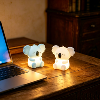 Porte-clés Koala mignon, lampe de nuit portable en silicone, mini lampe suspendue LED rechargeable par USB, lampe LED pour sac à dos, clés, cadeau pour enfants