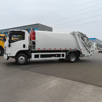 Camion à ordures compacteur diesel ISUZU 4x2 avec boîte de vitesses et moteur de 140 CV, 8 mètres cubes, pour l'assainissement municipal