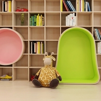 Étagère à livres pour enfants en bois moderne et personnalisée à 3 niveaux avec siège circulaire, à fixer au mur, pour les écoles