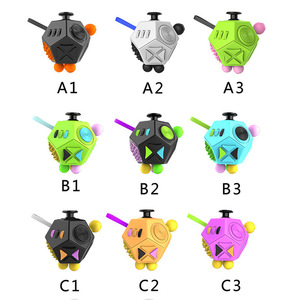 Khối Lập Phương Giải Nén Dodecahedron <span class=keywords><strong>12</strong></span> Mặt Làm Giảm Căng Thẳng Và Lo Lắng Chống Trầm Cảm Cube <span class=keywords><strong>Fidget</strong></span> <span class=keywords><strong>Cubes</strong></span> - Product Image 2