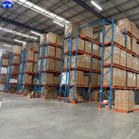 Centre logistique à structure en acier rigide conçue en 3D BIM, haute capacité de charge, pour la distribution en entrepôt