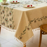Nappe en polyester brodée exquise, style pastoral français floral, décoration de luxe pour la table à manger et la décoration intérieure