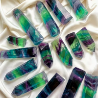 Vente en gros de pointes de fluorite arc-en-ciel naturelle polies, baguette de cristal de fluorite arc-en-ciel, obélisque pour la guérison énergétique et la décoration intérieure