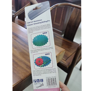 <span class=keywords><strong>Rouleau</strong></span> à pâtisserie texturé cannelé - Outil alimentaire pour la pâte à <span class=keywords><strong>sucre</strong></span>, la pâte à fondant et la décoration de gâteaux - Product Image 3