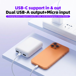 Batería Externa Pequeña con Cuatro Indicadores de Carga, Doble USB, Ultra Delgada y Portátil de 10000mAh para Actividades al Aire Libre - Product Image 3