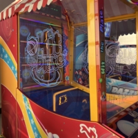 Machine d'arcade Crazy Joker à monnayeur avec jeu de rédemption de tickets, équipement de jeu de lancer de balles et de loterie pour centre de divertissement