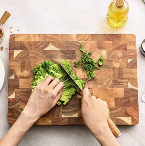 Tabla de cortar de madera de acacia multifuncional con ranura para jugo, perfecta para cocinas domésticas y profesionales - Product Image 4