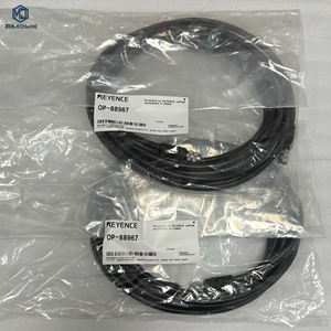 สายเคเบิลหุ่นยนต์ KEYENCE OP-88968 Hi-Flex สำหรับเซ็นเซอร์ IX Series หัวต่อตรง M12 ถึง M12 ความยาว 10 ม. / 32.8 ฟุต OP 88968 - Product Image 1