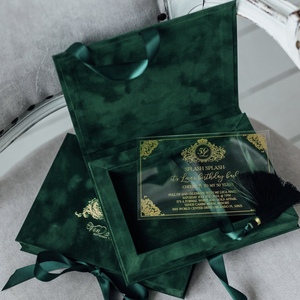 Caja de Invitación de Boda de Terciopelo de Lujo Personalizada con Tarjeta de Invitación Acrílica con Lámina Dorada, Cierre de Cinta y Borla - Product Image 4