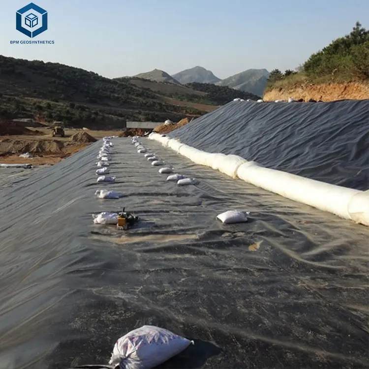 Geomembrane และ Geotextile สำหรับโครงการสระน้ำออกซิเดชั่น BPM