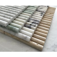 Nouvelle conception de carreaux de marbre beige travertin à rainures courbes, pierre concave à cannelures, carreaux de travertin cannelés pour buffet