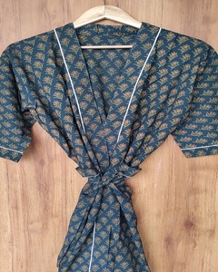 Robe Kimono de Haute Qualité en Coton Imprimé Floral à la Main, Respirante, à Manches Longues, Vêtement de Nuit et Cache-Maillot de Plage de Luxe, Prix de Gros - Product Image 2