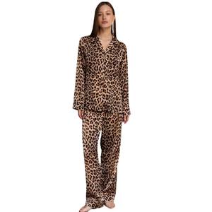 2025 Ensemble de pyjama à manches longues et pantalons longs à imprimé <span class=keywords><strong>l</strong></span>éopard, nouveau style européen et américain d'automne et d'<span class=keywords><strong>hiver</strong></span>, pyjama cardigan, - Product Image 5