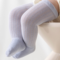 Chaussettes de bébé en maille fine en pur coton respirant jetable bas d'été au-dessus du genou pour les nouveau-nés bébés pour le temps de printemps
