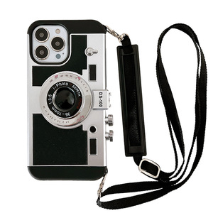 <span class=keywords><strong>Coque</strong></span> de téléphone Emily in <span class=keywords><strong>Paris</strong></span> pour Samsung Galaxy S22/S22+/S22U, étui de protection pour appareil photo vintage 3D avec lanière amovible - Product Image 4