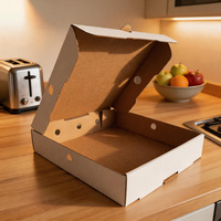 Boîte à pizza blanche en carton ondulé avec couvercle rabattable, logo personnalisé gratuit, emballage alimentaire imperméable pour plats à emporter, production rapide en 72h