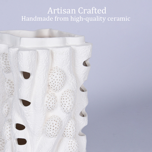 โคมไฟตั้งโต๊ะเซรามิกทำมือ ดีไซน์ลายปะการังสุดสร้างสรรค์ พร้อมดีไซน์โปร่งลายฉลุที่เป็นเอกลักษณ์ โคมไฟประติมากรรมศิลปะสมัยใหม่ - Product Image 6