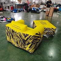 Fauteuil gonflable confortable personnalisé avec table basse intégrée pour divers événements intérieurs et extérieurs