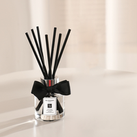 Diffuseur à Bâtonnets d'Ambiance Haute Qualité Parfums Personnalisés Huile Essentielle Flacon en Verre Longue Durée 50ml