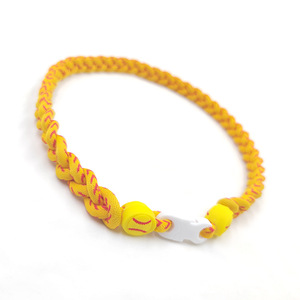 Collar de poliéster trenzado <span class=keywords><strong>triple</strong></span> con colgante de energía para béisbol/softbol, estilo dopamina, superventas transfronterizo - Product Image 2