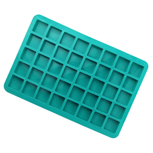 Moule en silicone 369 Factory Sample à 40 cavités, forme Nicole carrée et rectangulaire, pour résine, chocolat et glaçons - Product Image 4