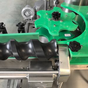 Máquina Llenadora Rotativa Digital Automática de Alta Velocidad para Líquidos con Cinta Transportadora, Capacidad de 50 ml a 20 L, 2000 bph, PET - Product Image 4