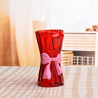 Nouveau vase en verre plissé de style luxe léger haut de gamme avec nœud, pour la maison, la table basse, ou comme récipient hydroponique pour fleurs fraîches