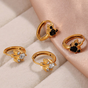 Pendientes de botón chapados en oro con circonita Butterfly Bunny para mujer, joyería de moda para fiesta - Product Image 2