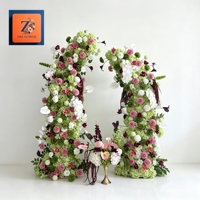 Arrangement floral artificiel de luxe réaliste fait main en soie rose et blanche pour centre de table de mariage, allée et entrée